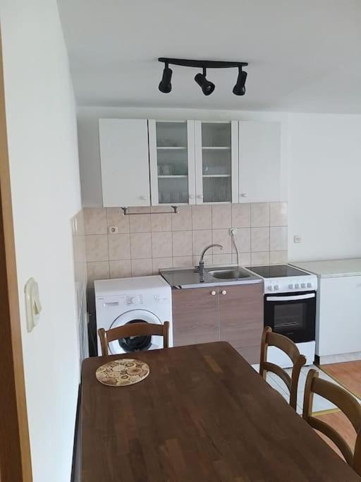 Nice Apartment On Quite Location Near City Center Split Exteriér fotografie
